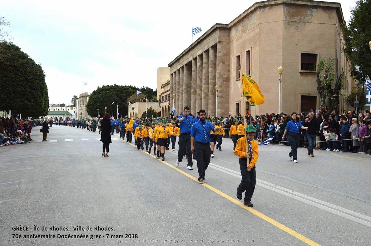 198- Rhodes- Defile Dodecanese grec.JPG